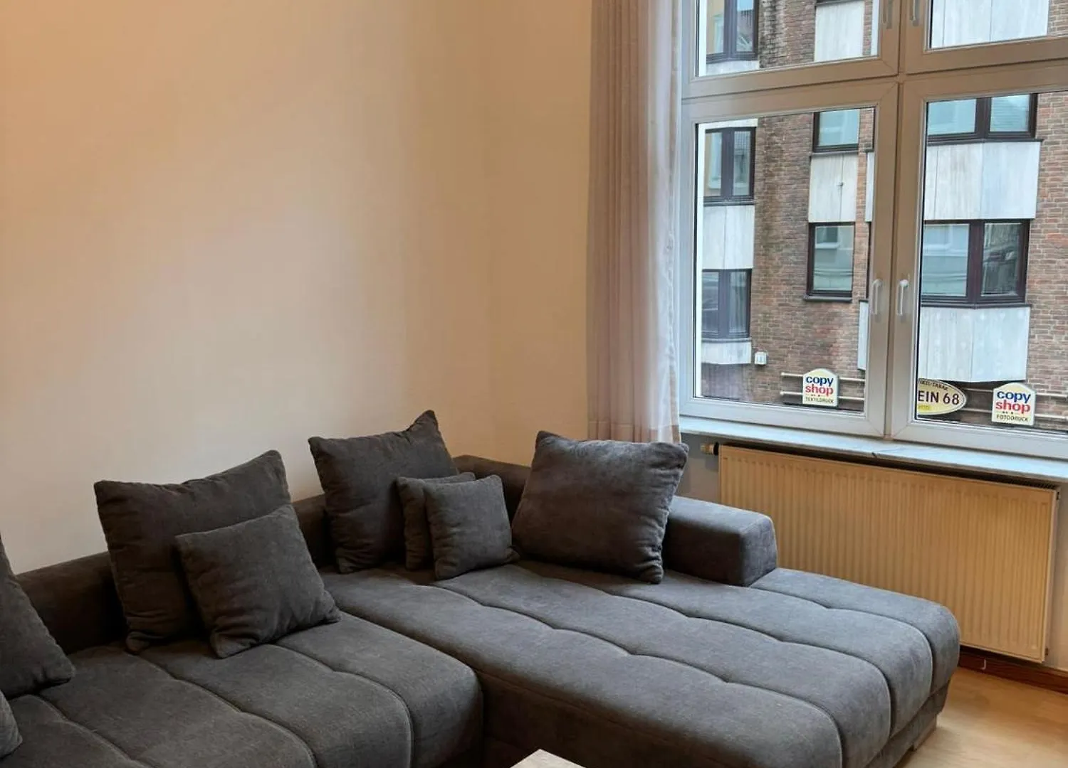 3-Room Apartment In Cologne Centre